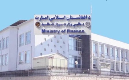 Ending weeks of financial disruption, Afghanistan banks resume operations